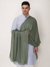 Load image into Gallery viewer, Olive color unisex winter stole