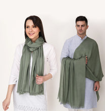 Load image into Gallery viewer, Olive color unisex winter stole